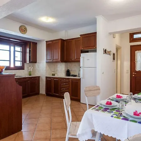 Apartment Nefeli *
